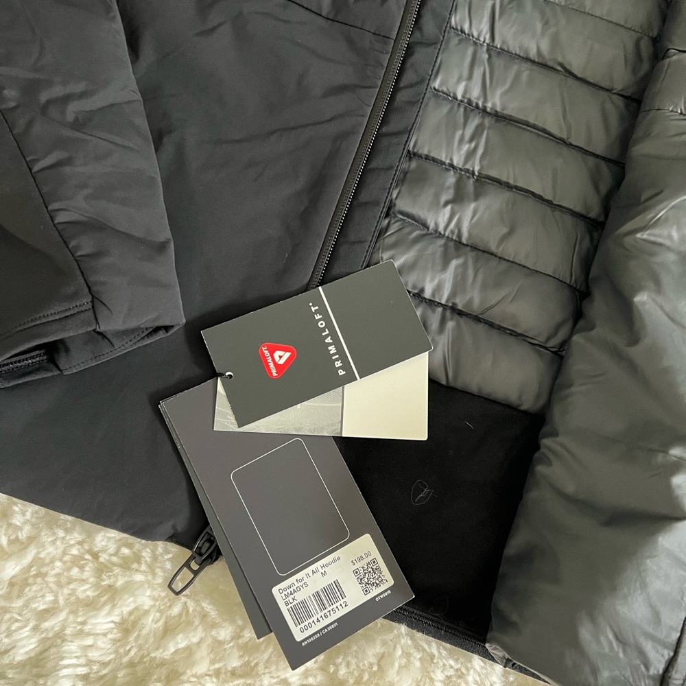 Lululemon Down for It All Hoodie in Black - Picture 6 of 7